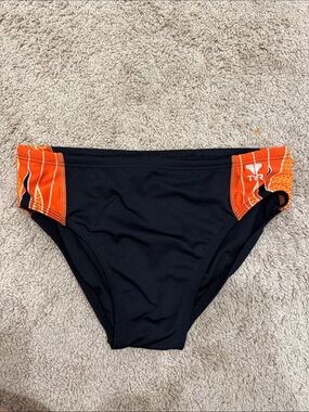 TYR Swim Bottoms Size 34